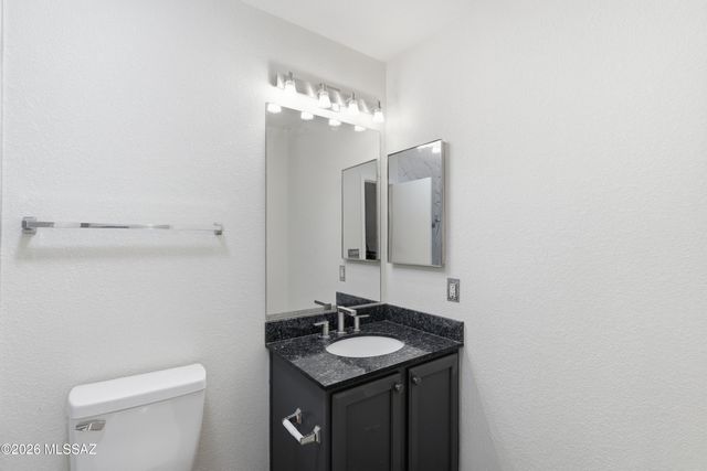 9699 E Vendela Street, Tucson, AZ 85748