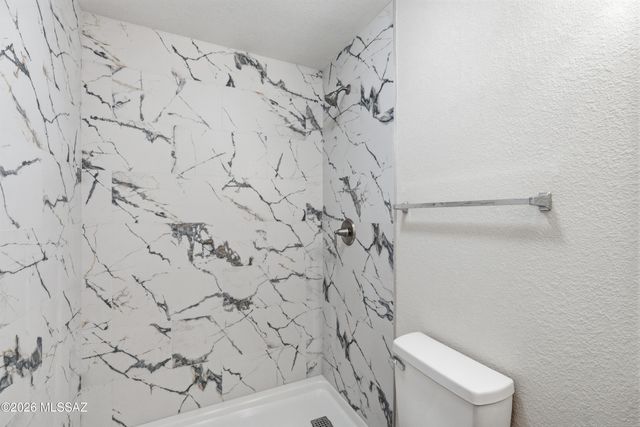 9699 E Vendela Street, Tucson, AZ 85748