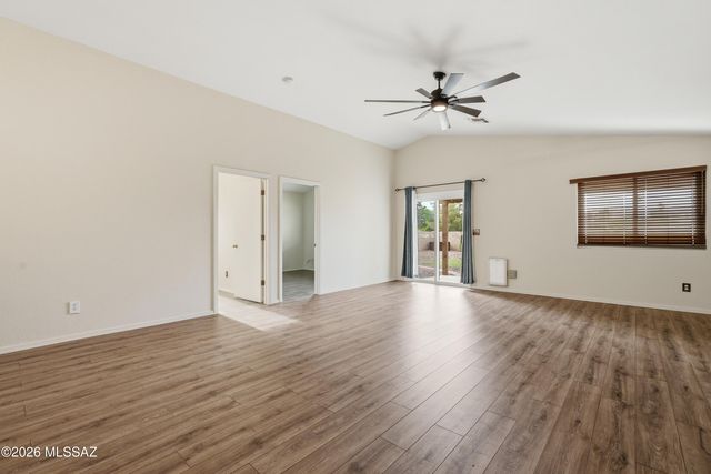 9699 E Vendela Street, Tucson, AZ 85748