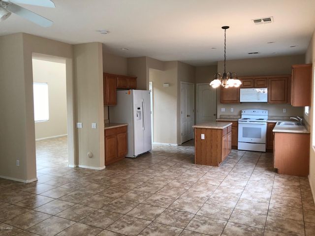 11713 W LINCOLN Street, Avondale, AZ 85323