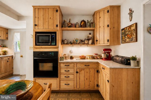 150 COOKS GLEN RD, Spring City, PA 19475