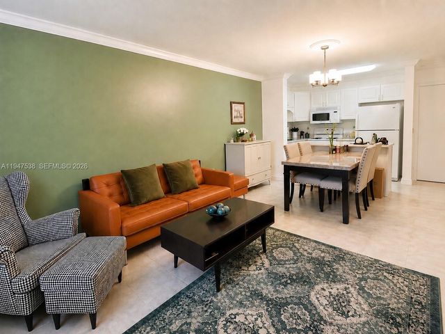 1520 Mckinley Street 216E, Hollywood, FL 33020