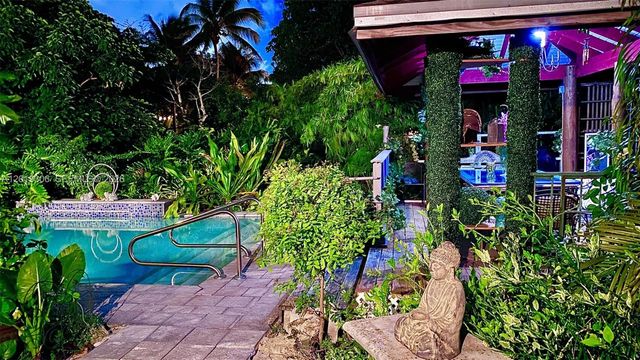 13550 S Biscayne River Road, Miami, FL 33161