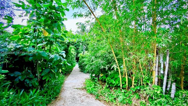 13550 S Biscayne River Road, Miami, FL 33161