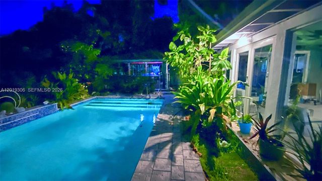 13550 S Biscayne River Road, Miami, FL 33161