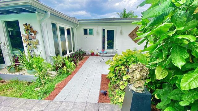 13550 S Biscayne River Road, Miami, FL 33161