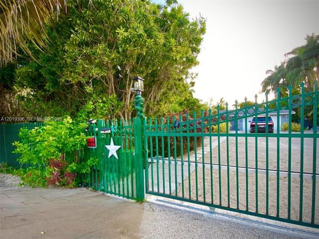 13550 S Biscayne River Road, Miami, FL 33161
