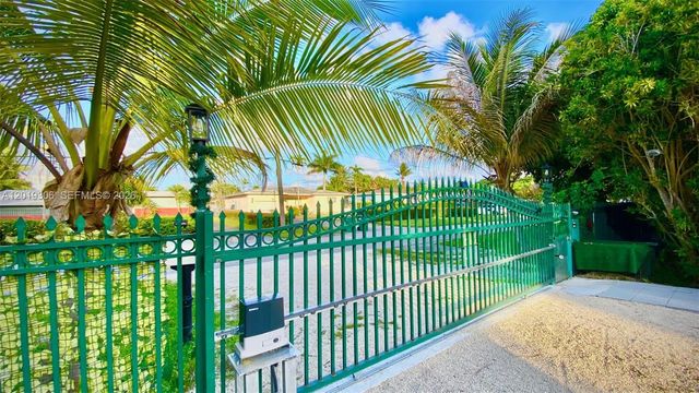 13550 S Biscayne River Road, Miami, FL 33161