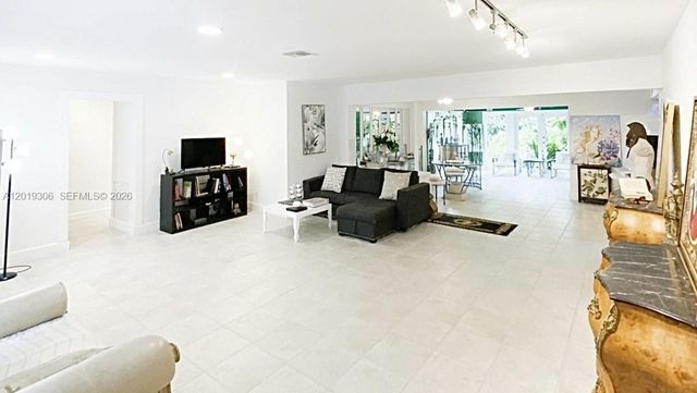 13550 S Biscayne River Road, Miami, FL 33161