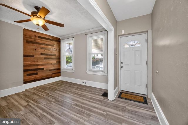 332 WALNUT ST, Royersford, PA 19468
