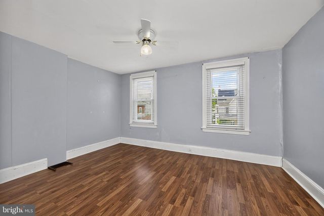 332 WALNUT ST, Royersford, PA 19468