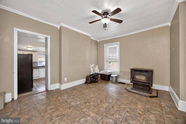 332 WALNUT ST, Royersford, PA 19468