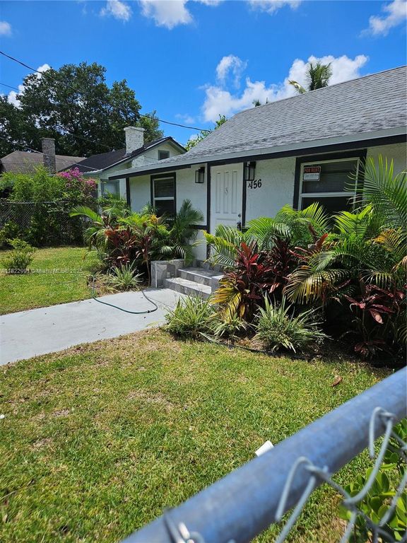 156 NE 78th St A, Miami, FL 33138