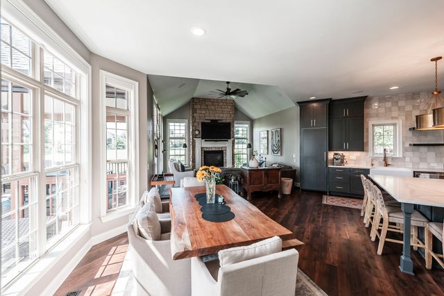 1248 Chloe Dr, Gallatin, TN 37066