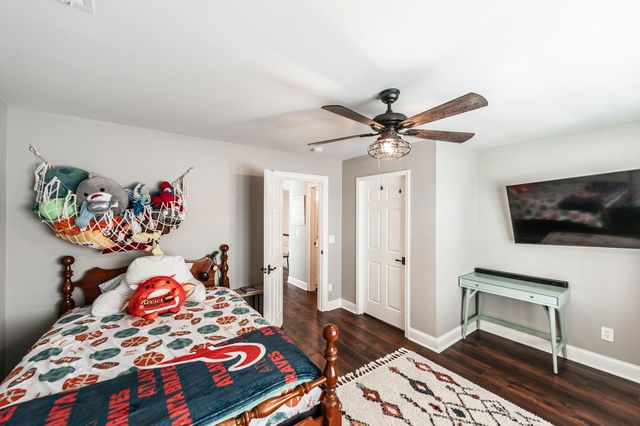 1248 Chloe Dr, Gallatin, TN 37066