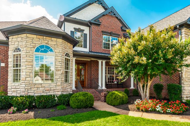 1248 Chloe Dr, Gallatin, TN 37066