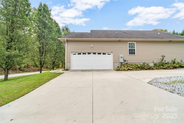 501 Orr's Camp Road, Hendersonville, NC 28792