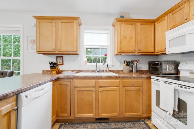 501 Orr's Camp Road, Hendersonville, NC 28792