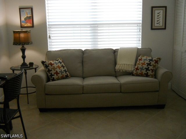 332 BRADSTROM CIR 201, Naples, FL 34113