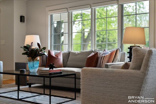 2925 Reeds Lake Boulevard SE, East Grand Rapids, MI 49506