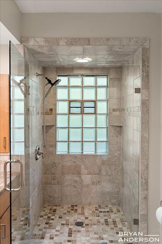 2925 Reeds Lake Boulevard SE, East Grand Rapids, MI 49506
