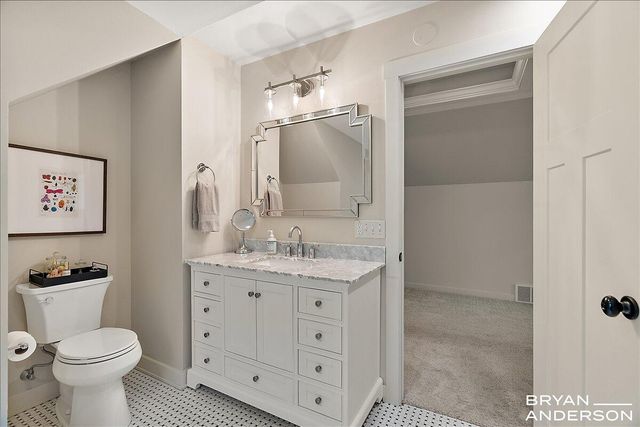 2925 Reeds Lake Boulevard SE, East Grand Rapids, MI 49506