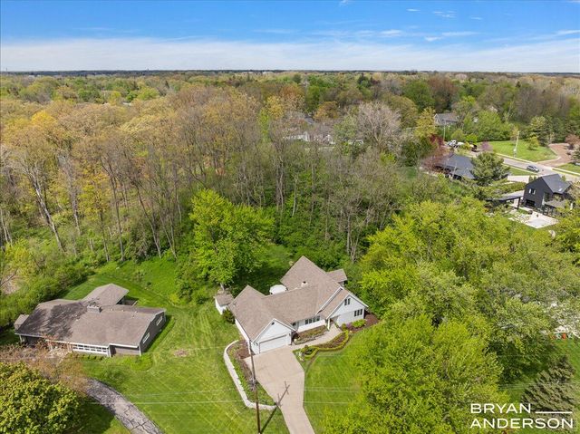 2925 Reeds Lake Boulevard SE, East Grand Rapids, MI 49506