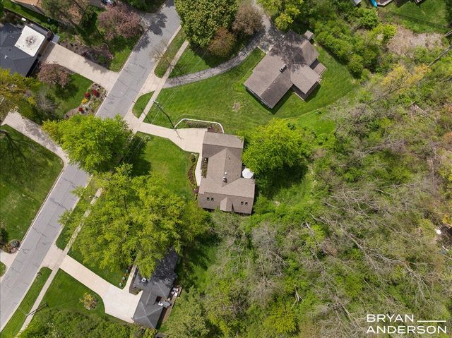 2925 Reeds Lake Boulevard SE, East Grand Rapids, MI 49506