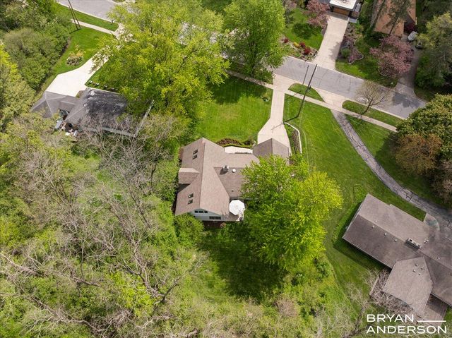 2925 Reeds Lake Boulevard SE, East Grand Rapids, MI 49506