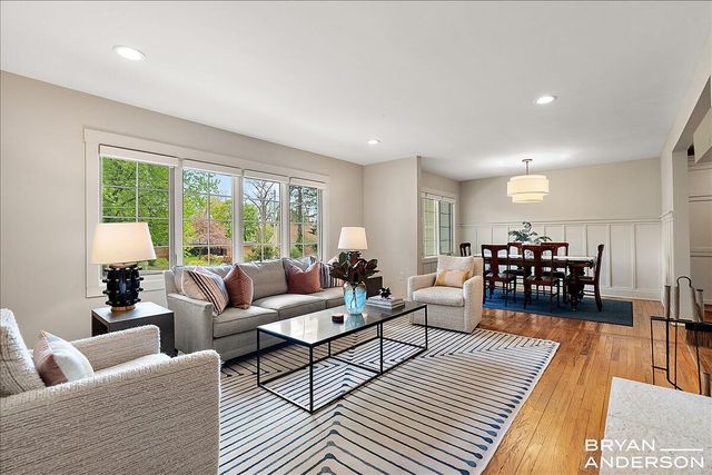 2925 Reeds Lake Boulevard SE, East Grand Rapids, MI 49506