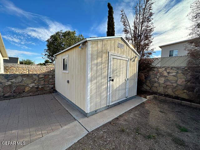 3264 MIKE GODWIN Drive, El Paso, TX 79936