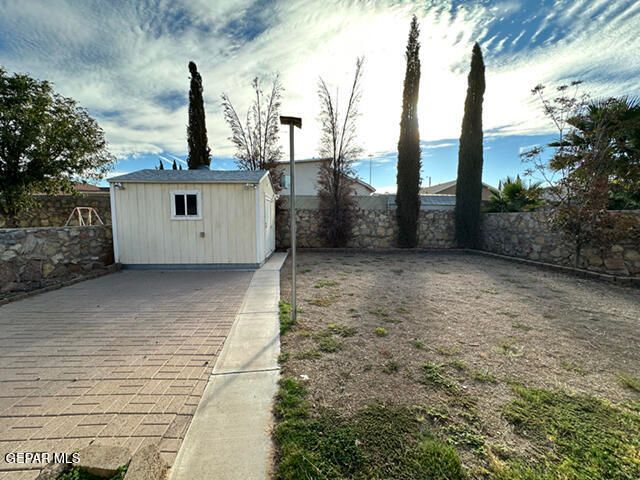 3264 MIKE GODWIN Drive, El Paso, TX 79936