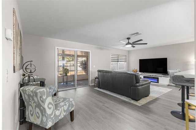 9729 SW 97TH STREET, Ocala, FL 34481