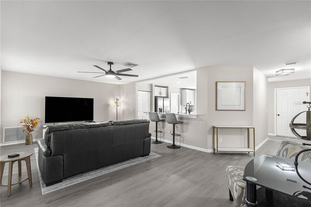 9729 SW 97TH STREET, Ocala, FL 34481