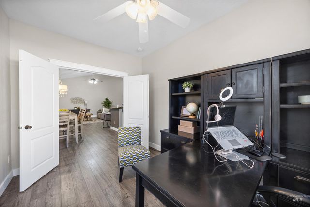 5236 N Cougar Flat Pl, Meridian, ID 83646