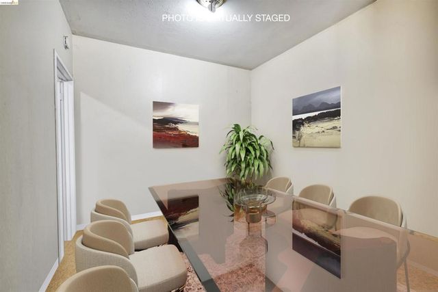 1390 Highland Blvd, Hayward, CA 94542