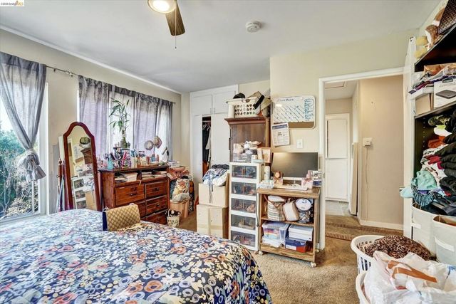 1390 Highland Blvd, Hayward, CA 94542