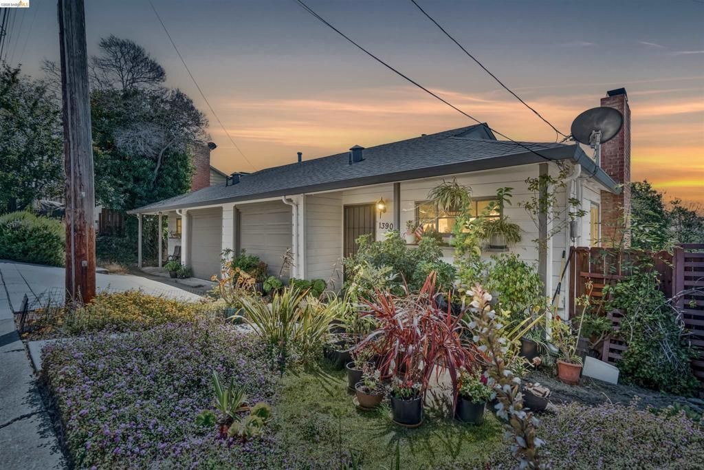 1390 Highland Blvd, Hayward, CA 94542