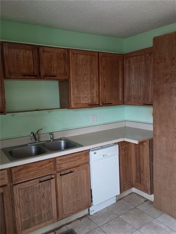 30740 W 83rd Street, De Soto, KS 66018