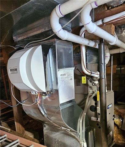 30740 W 83rd Street, De Soto, KS 66018