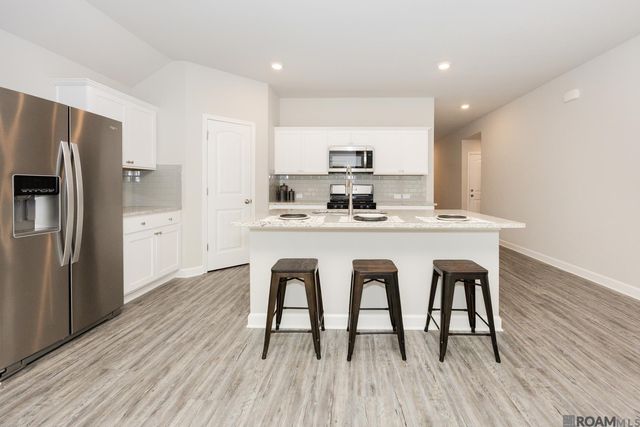 35590 Avery Dr, Denham Springs, LA 70706