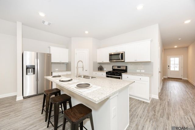 35590 Avery Dr, Denham Springs, LA 70706