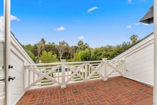 16625 Via Lago Azul, Rancho Santa Fe, CA 92067