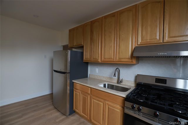 34-12 29th Street, Astoria, NY 11106