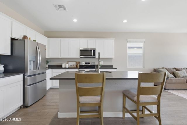 36920 N ALEUTIAN Drive, San Tan Valley, AZ 85143