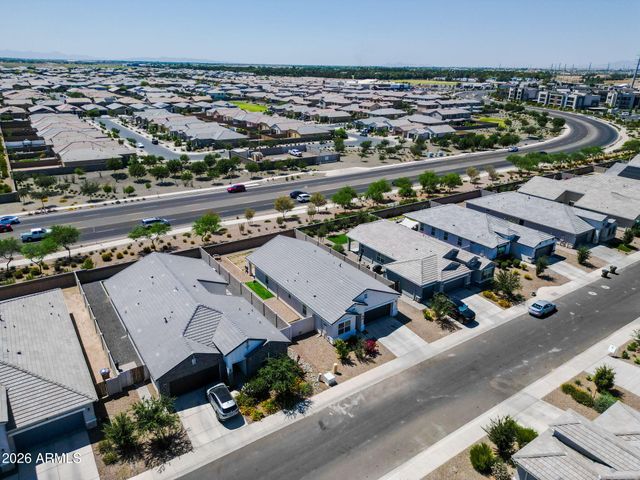 36920 N ALEUTIAN Drive, San Tan Valley, AZ 85143