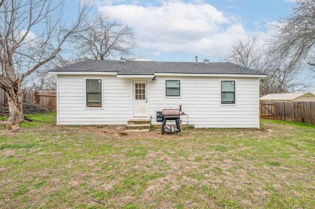 205 5th Street, Weatherford, TX 76086