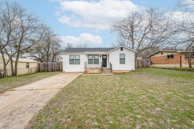 205 5th Street, Weatherford, TX 76086