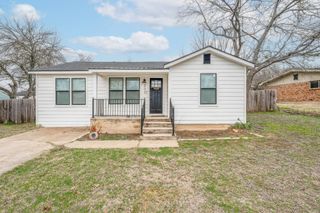 205 5th Street, Weatherford, TX 76086