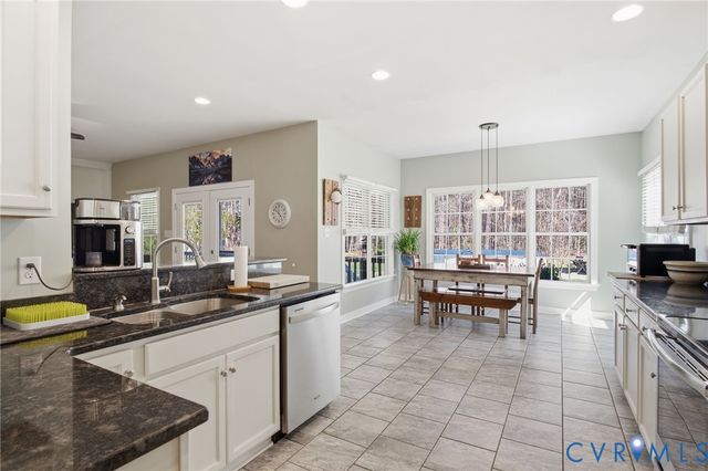 8116 Liberty Oaks Ln, Hanover, VA 23069